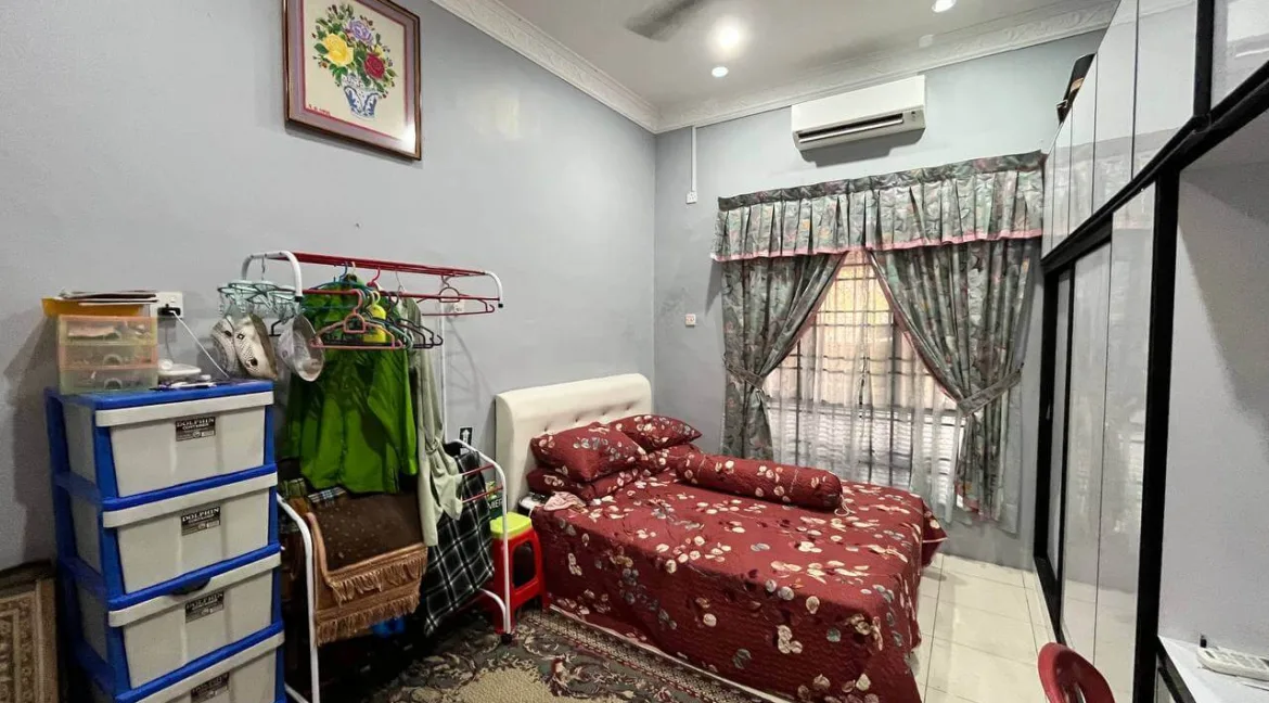teres-setingkat-untuk-dijual-taman-metro-pengkalan-batu-gajah-22