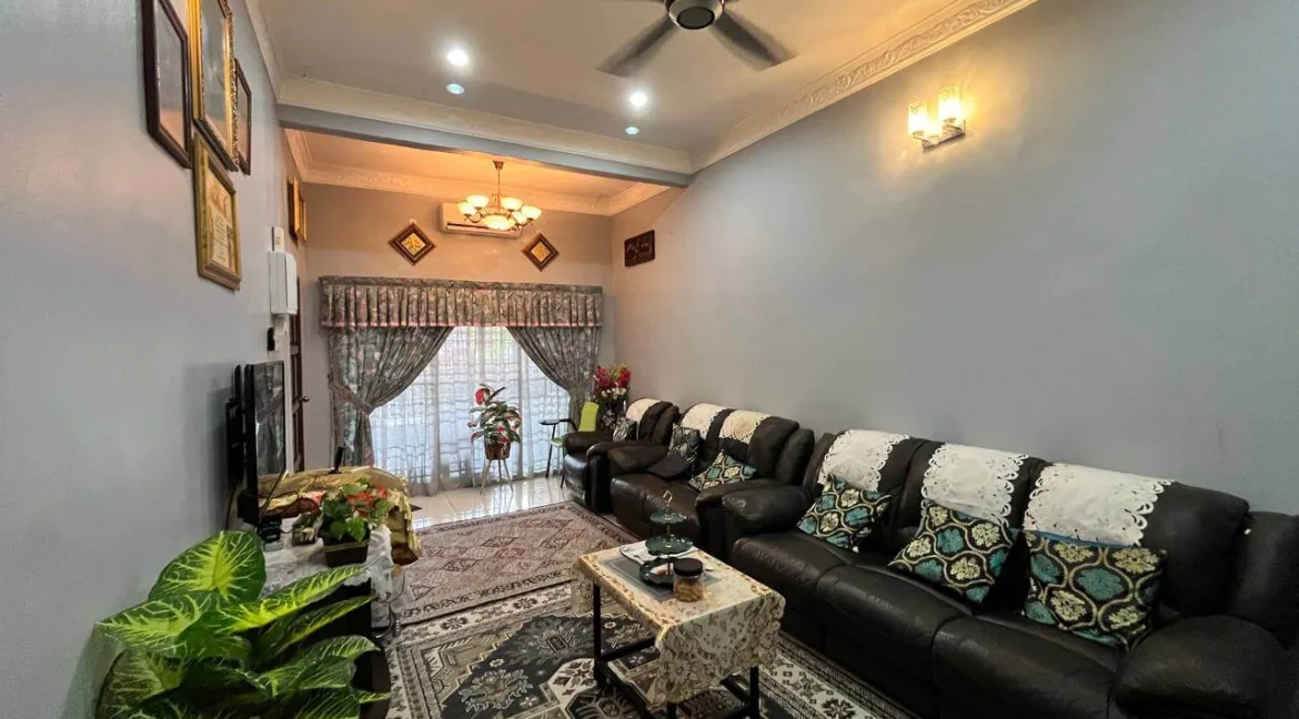 teres-setingkat-untuk-dijual-taman-metro-pengkalan-batu-gajah-23