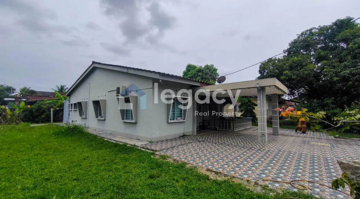 banglo-setingkat-untuk-dijual-kampung-serdang-sitiawan-04