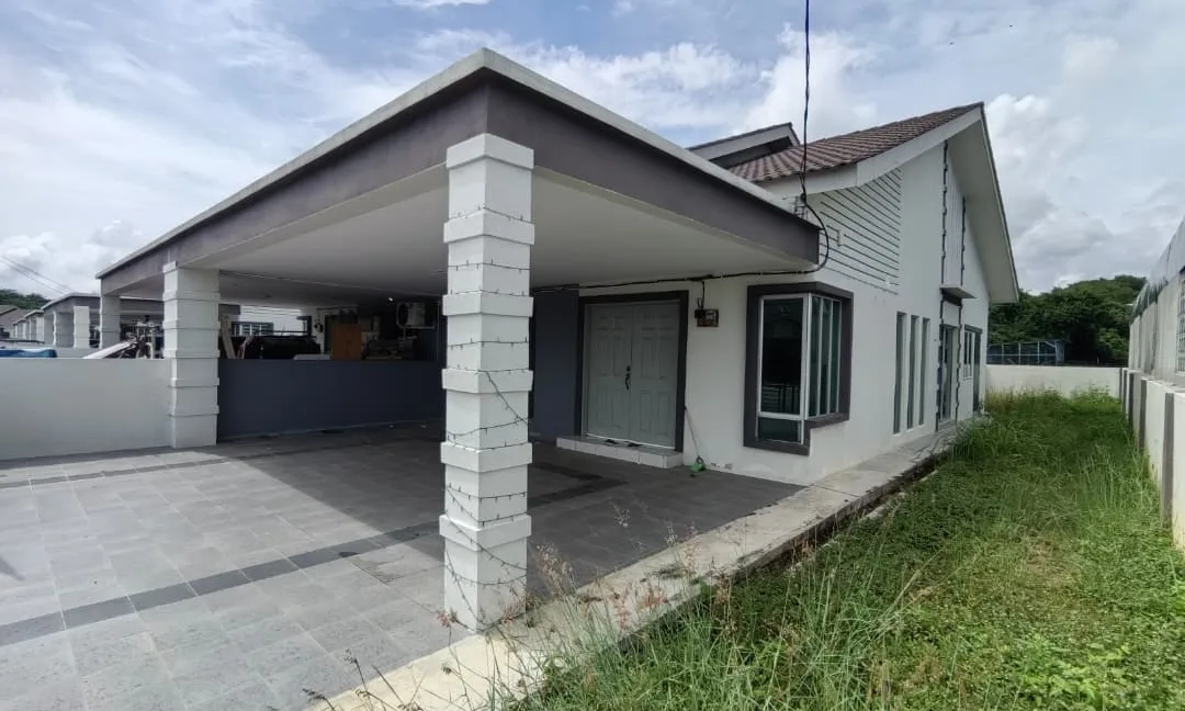 semi-d-setingkat-untuk-dijual-bemban-indah-batu-gajah-03