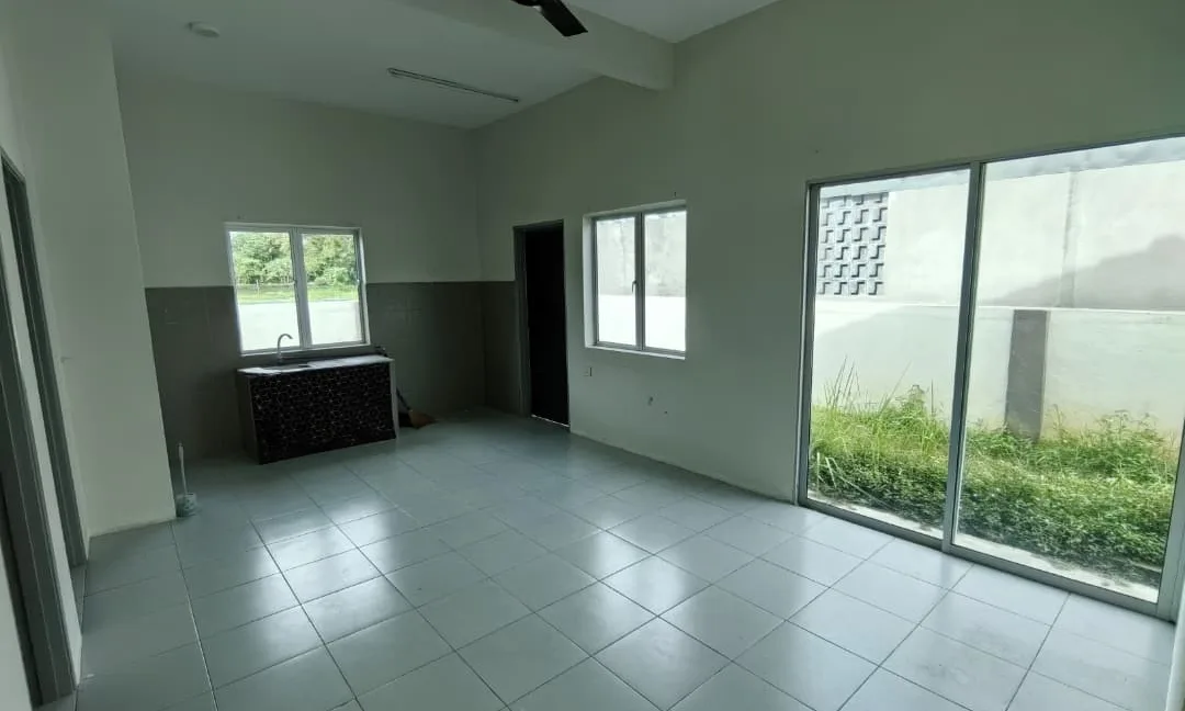 semi-d-setingkat-untuk-dijual-bemban-indah-batu-gajah-07