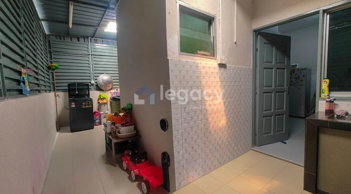 teres-2-tingkat-untuk-dijual-fasa-2d-seri-manjung-seri-manjung-11