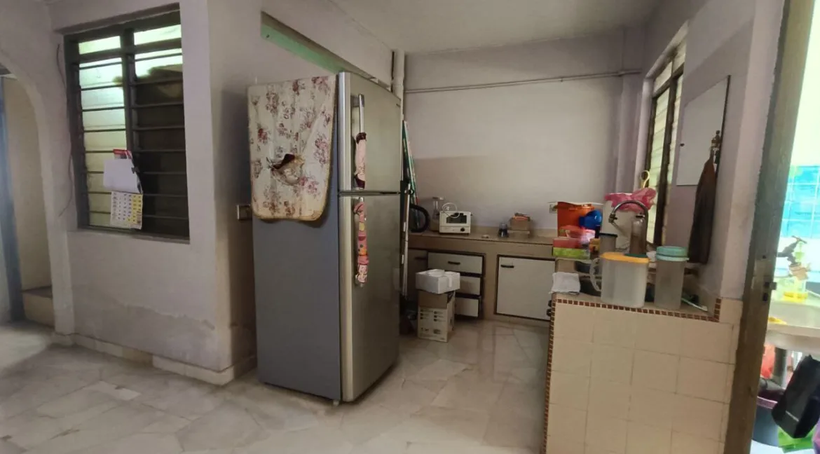 teres-2-tingkat-untuk-dijual-pekan-razaki-ipoh-07