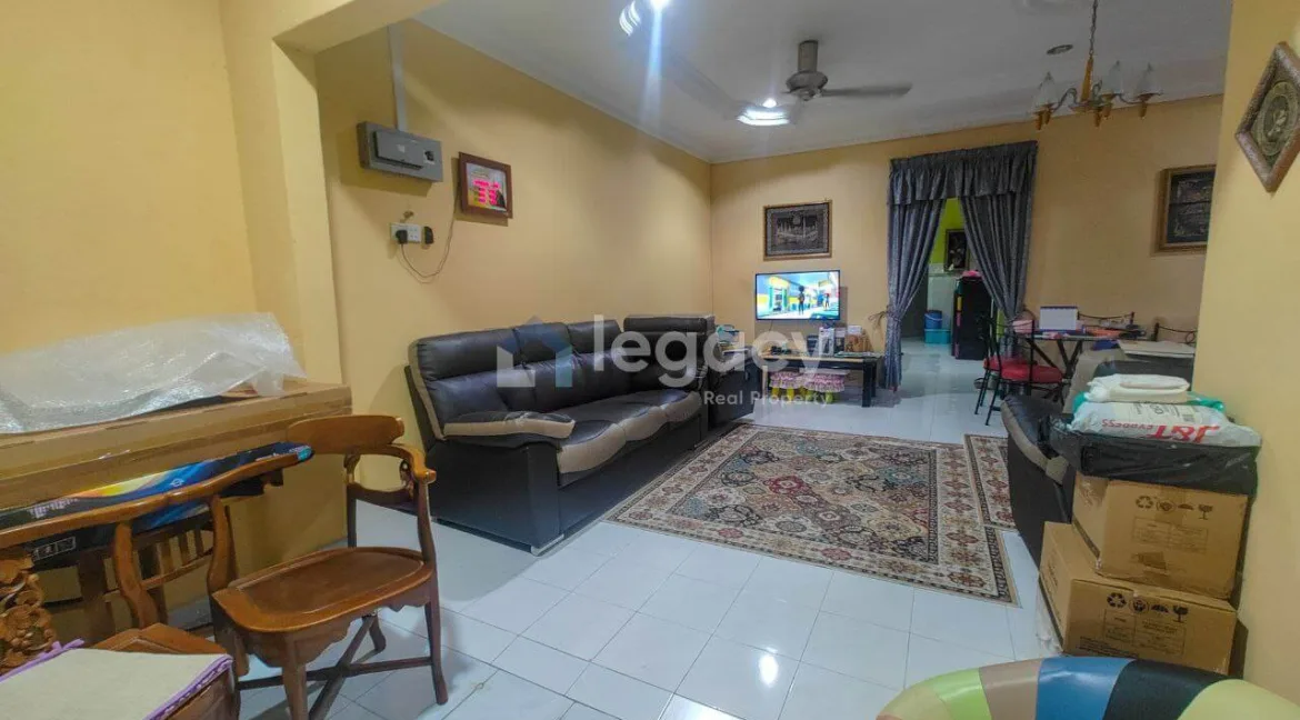 teres-2-tingkat-untuk-dijual-taman-cahaya-teluk-intan-06