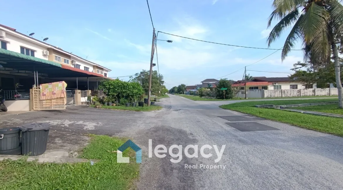 teres-2-tingkat-untuk-dijual-taman-kamunting-setia-kamunting-04