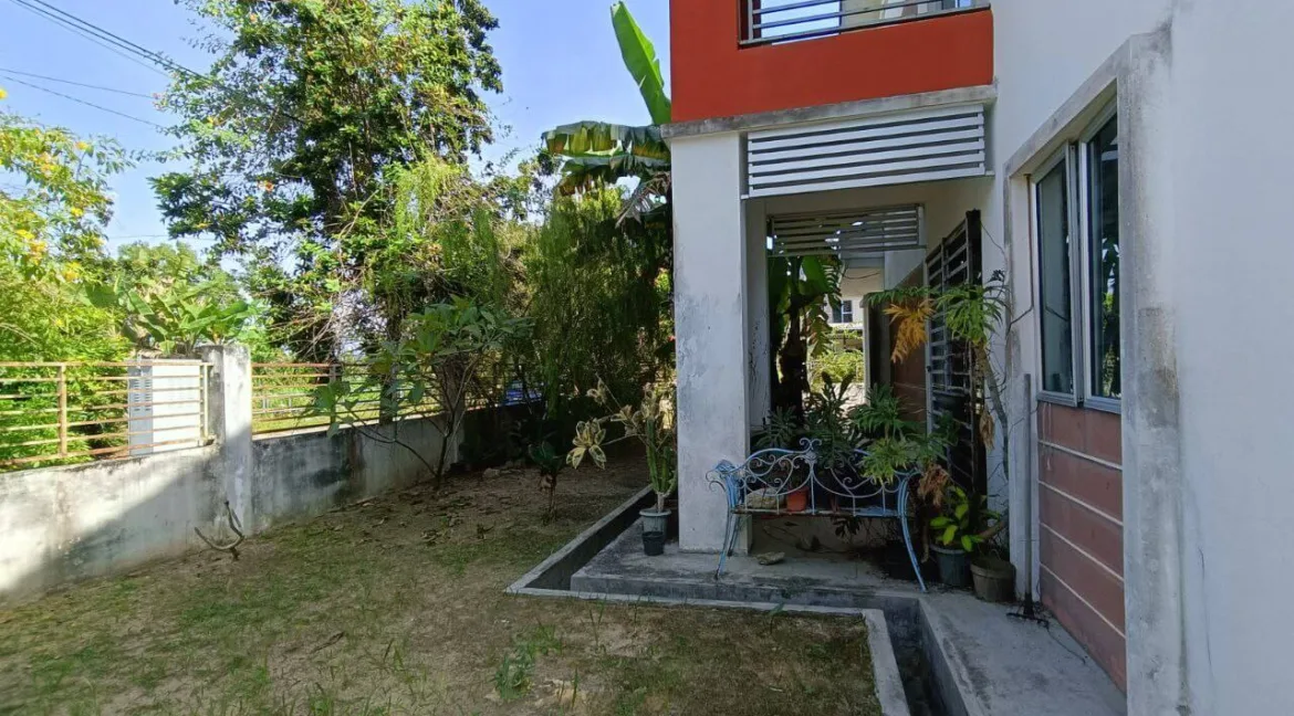 teres-dua-tingkat-corner-lot-bandar-universiti-lakeville-seri-iskandar-08