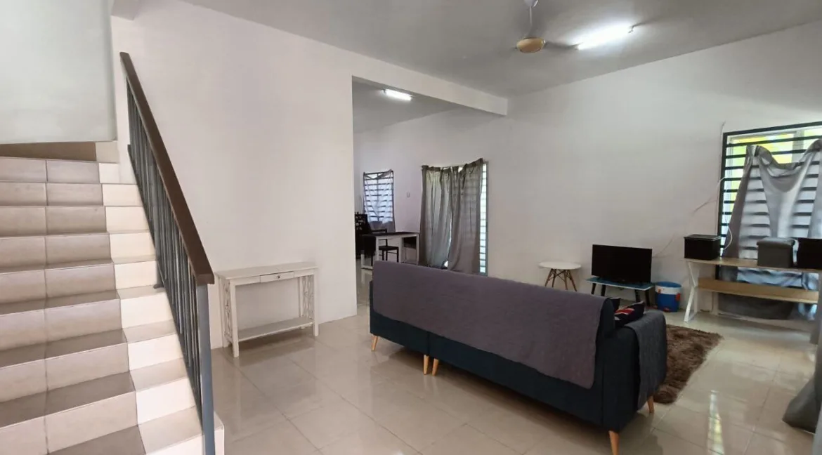 teres-dua-tingkat-corner-lot-bandar-universiti-lakeville-seri-iskandar-10