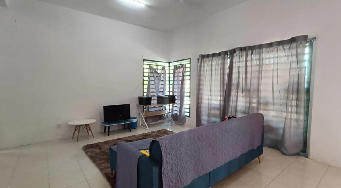 teres-dua-tingkat-corner-lot-bandar-universiti-lakeville-seri-iskandar-11