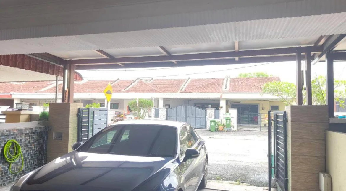 teres-dua-tingkat-untuk-dijual-pengkalan-mutiara-ipoh-02