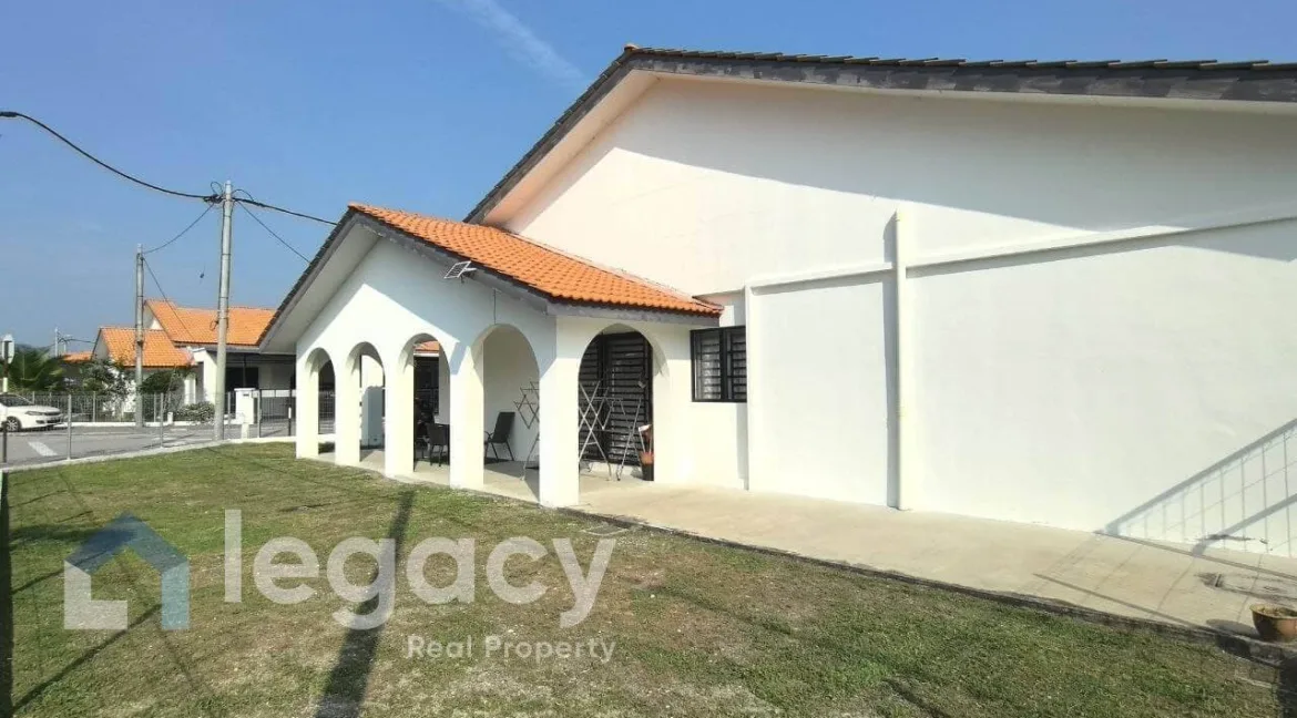 teres-setingkat-corner-lot-untuk-dijual-bandar-tasik-idaman-batu-gajah-08