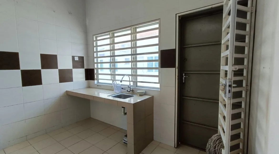 teres-setingkat-corner-lot-untuk-dijual-taman-bandar-u-seri-iskandar-14