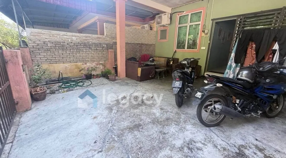 teres-setingkat-untuk-dijual-taman-anggerik-kuala-kangsar-02