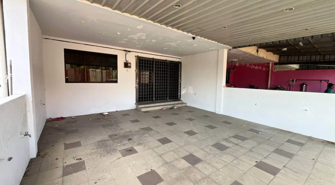 teres-setingkat-untuk-dijual-taman-melur-batu-gajah-03