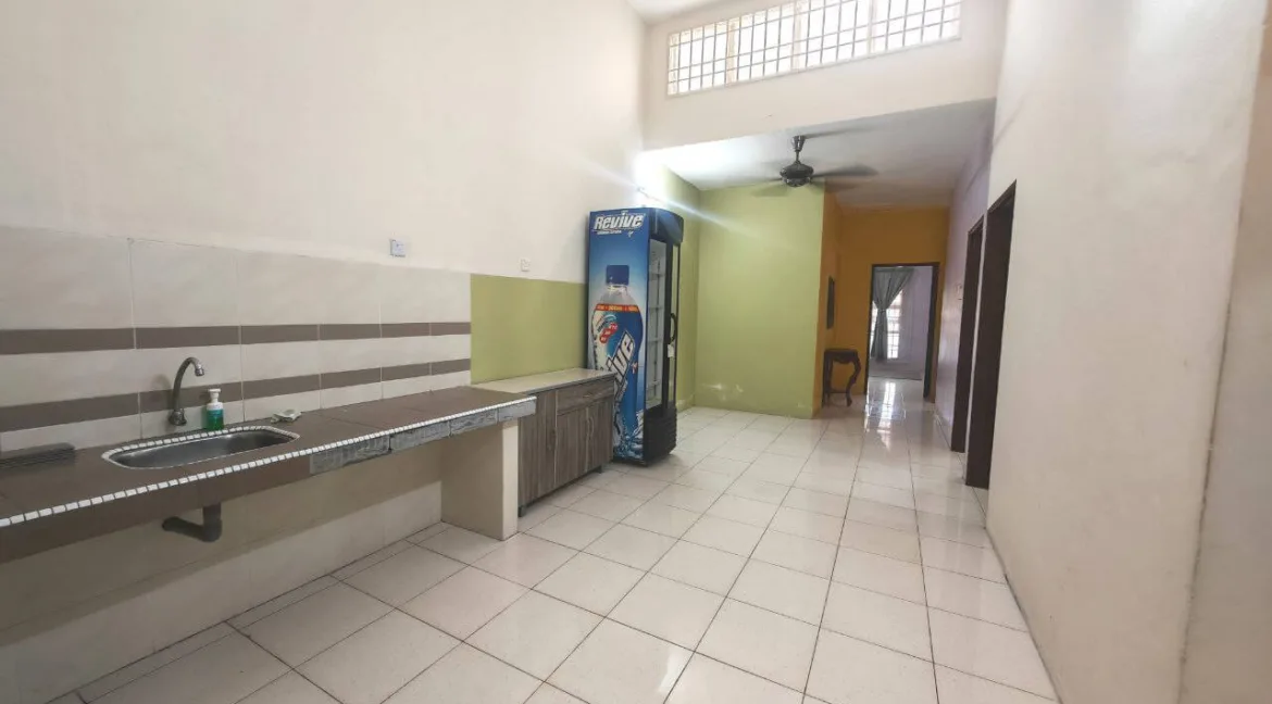 teres-setingkat-untuk-dijual-taman-metro-pengkalan-batu-gajah-09