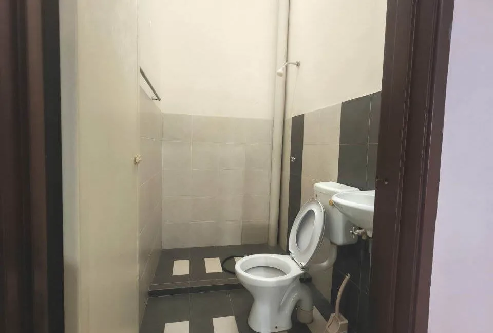 teres-setingkat-untuk-dijual-taman-metro-pengkalan-batu-gajah-17