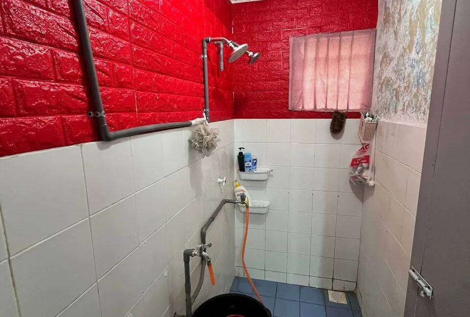 teres-setingkat-untuk-dijual-taman-raia-mesra-kampung-kepayang-03