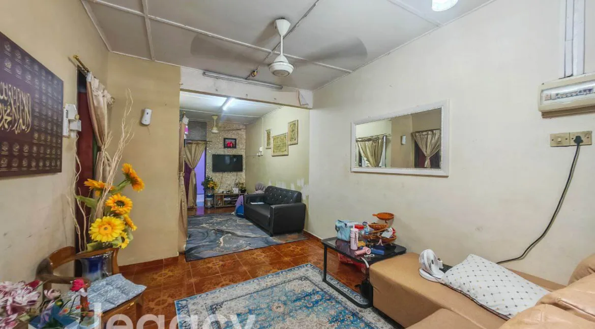 teres-setingkat-untuk-dijual-taman-sri-batik-lumut-06