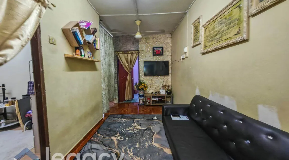 teres-setingkat-untuk-dijual-taman-sri-batik-lumut-09