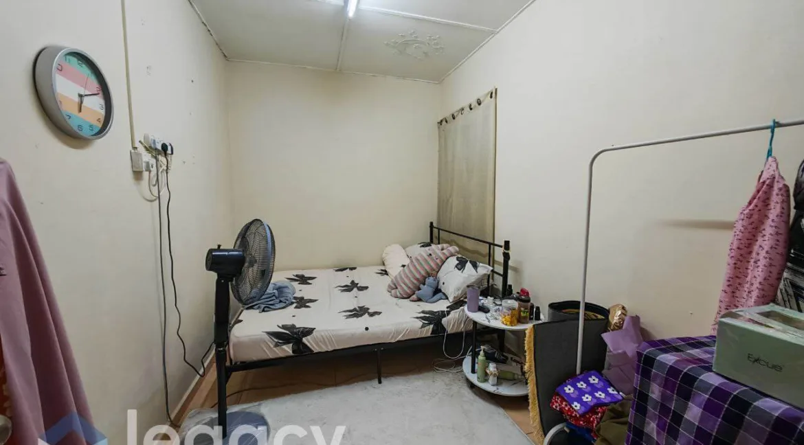 teres-setingkat-untuk-dijual-taman-sri-batik-lumut-16