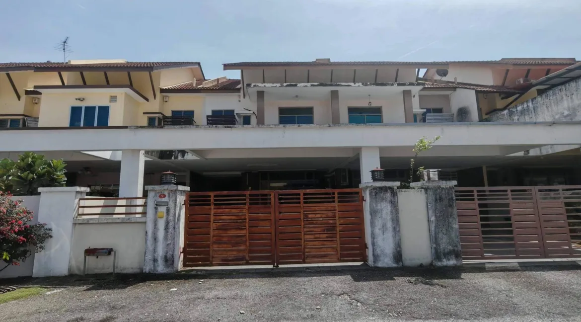 Rumah 2 tingkat untuk dijual di Taman Pengkalan Tiara, Lahat, Perak