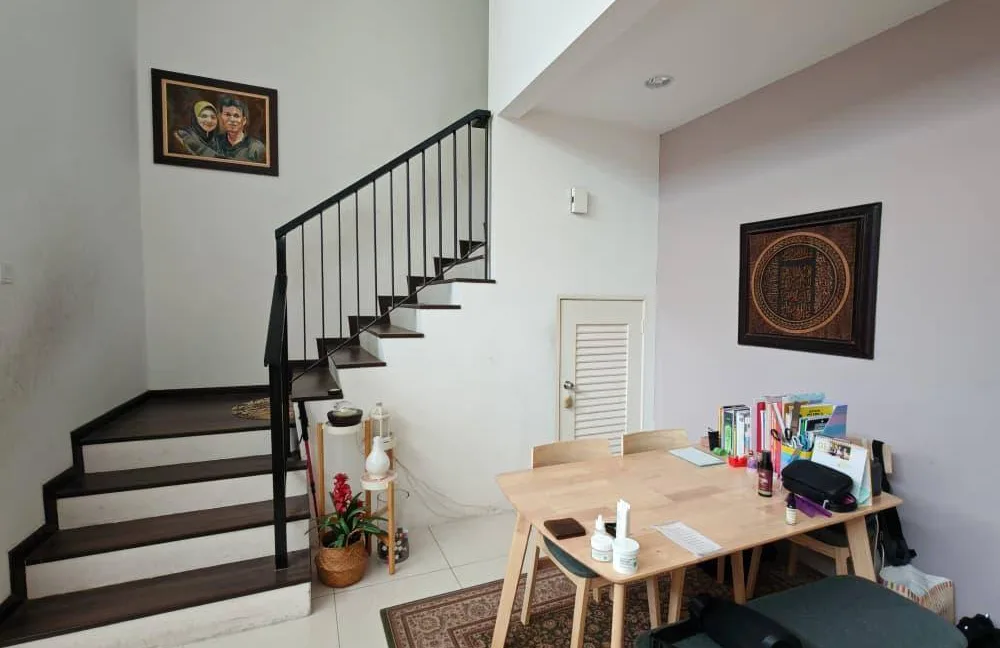 rumah-teres-dua-setengah-tingkat-untuk-dijual-di-pulai-heights-simpang-pulai-05