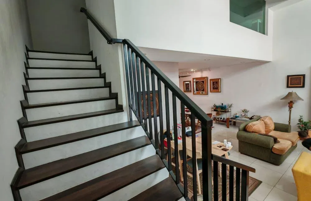 rumah-teres-dua-setengah-tingkat-untuk-dijual-di-pulai-heights-simpang-pulai-10