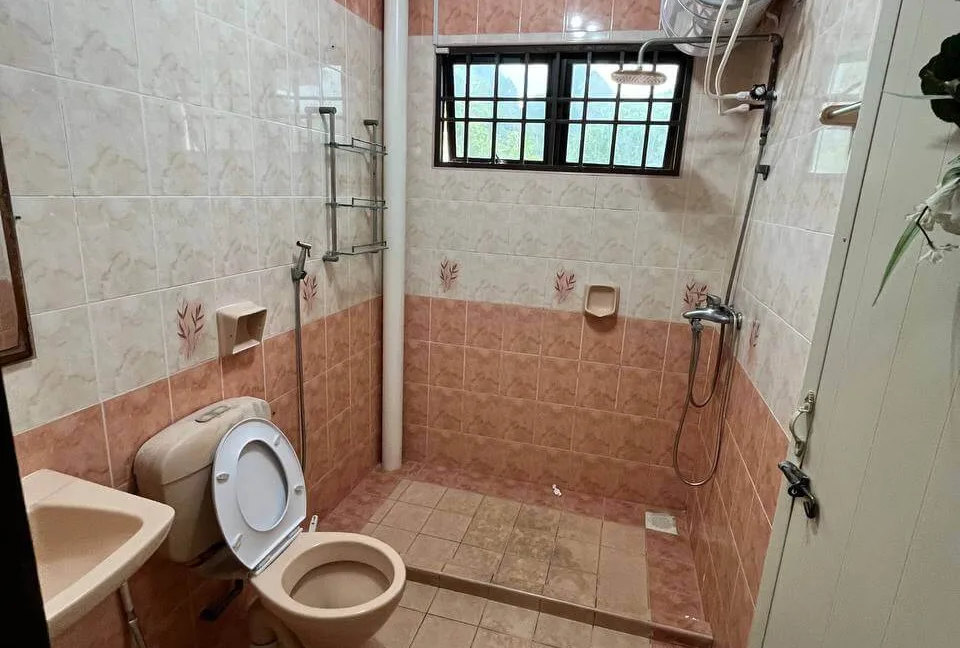 rumah-teres-dua-tingkat-untuk-dijual-di-taman-puncak-tambun-indah-ipoh-10