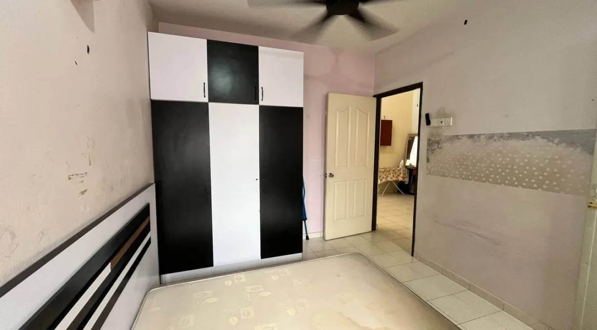rumah-teres-dua-tingkat-untuk-dijual-di-taman-puncak-tambun-indah-ipoh-21