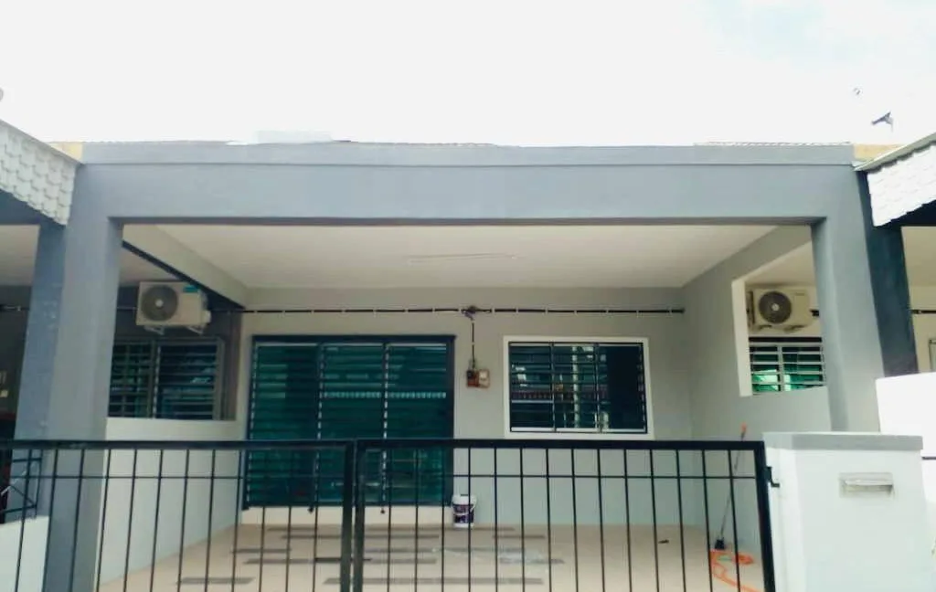 Rumah teres setingkat untuk dijual di Taman Tanjung Bakti, Ipoh, Perak