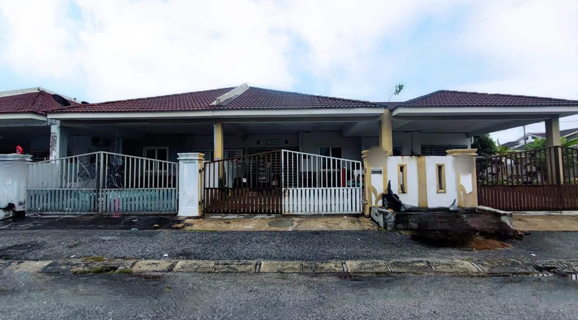 Rumah teres setingkat untuk dijual di Taman Sungkai Perdana, Sungkai, Perak