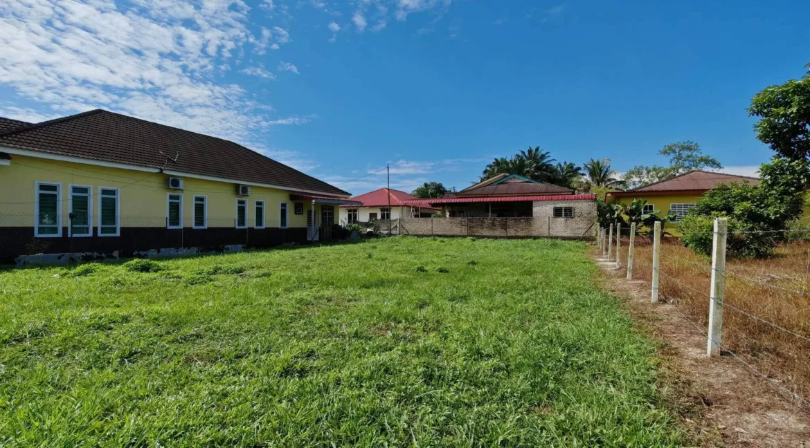 tanah-lot-untuk-dijual-di-kampung-tersusun-batu-3-batang-padang-02