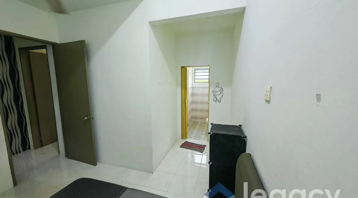 teres-dua-tingkat-untuk-dijual-ius-lestari-seri-iskandar-13