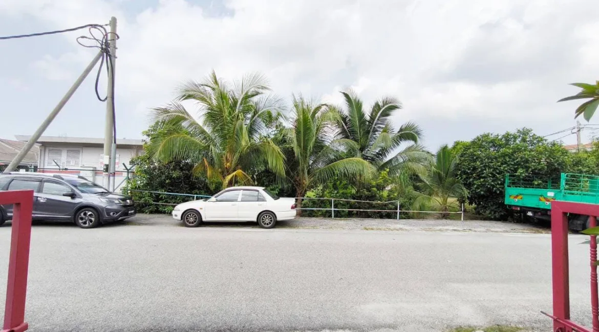 teres-dua-tingkat-untuk-dijual-taman-fasa-2b-seri-manjung-05