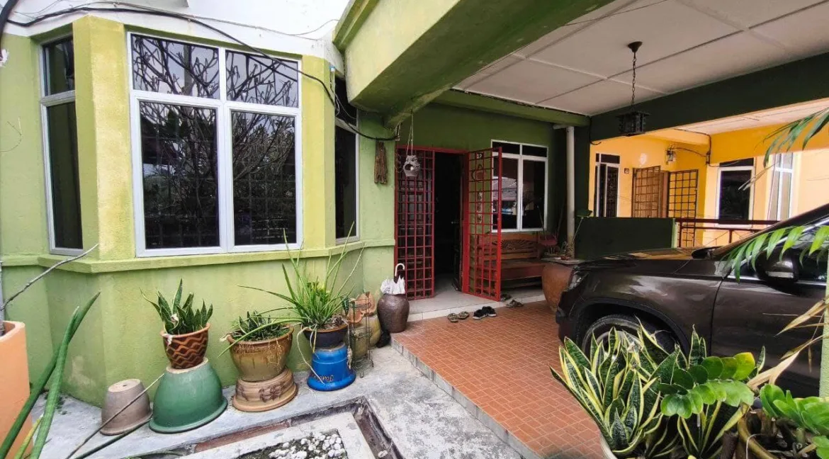 teres-dua-tingkat-untuk-dijual-taman-fasa-2b-seri-manjung-07