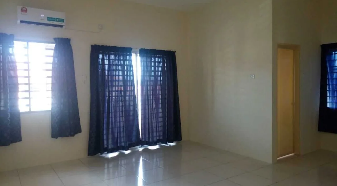 teres-dua-tingkat-untuk-dijual-taman-gemilang-seri-iskandar-06