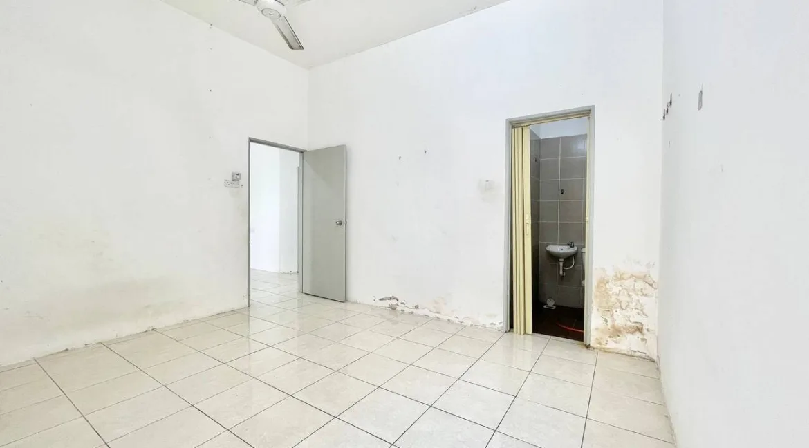 teres-setingkat-untuk-dijual-taman-tronoh-impian-tronoh-11