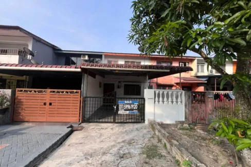 Rumah kos rendah 2 tingkat untuk dijual di Taman Sri Wani, Ipoh, Perak