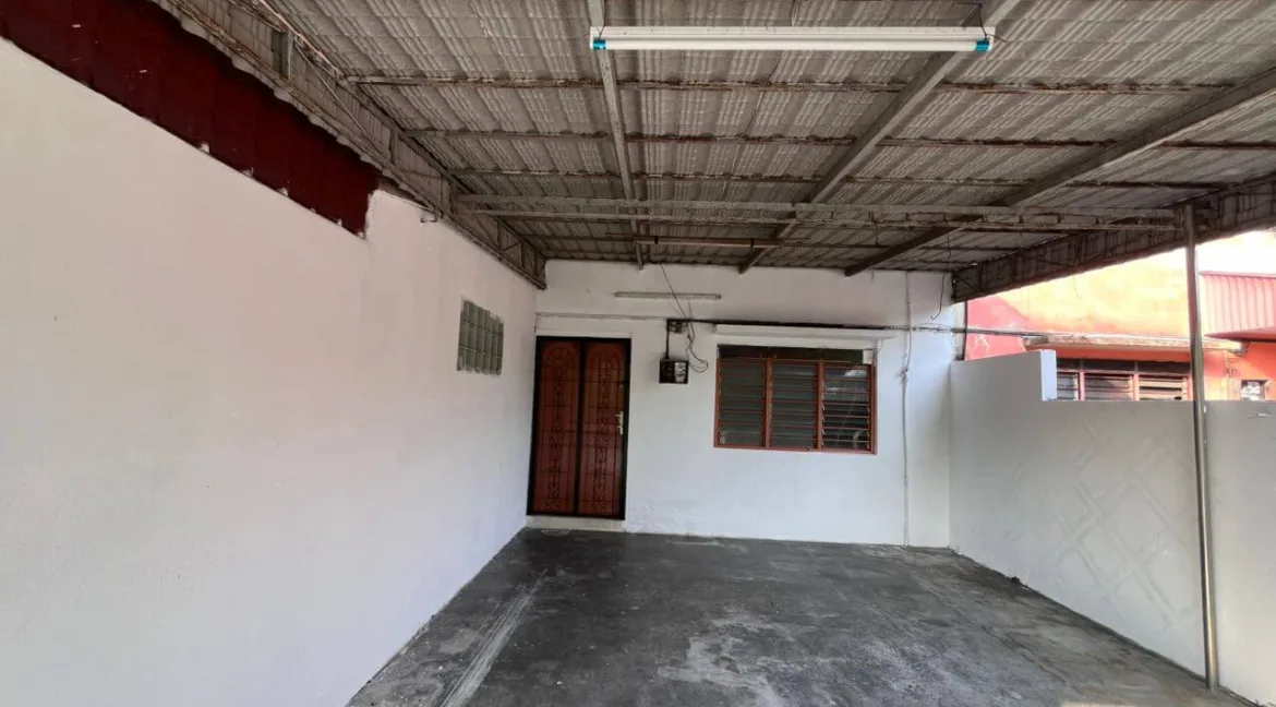 rumah-kos-rendah-2-tingkat-untuk-dijual-di-taman-sri-wani-ipoh-03