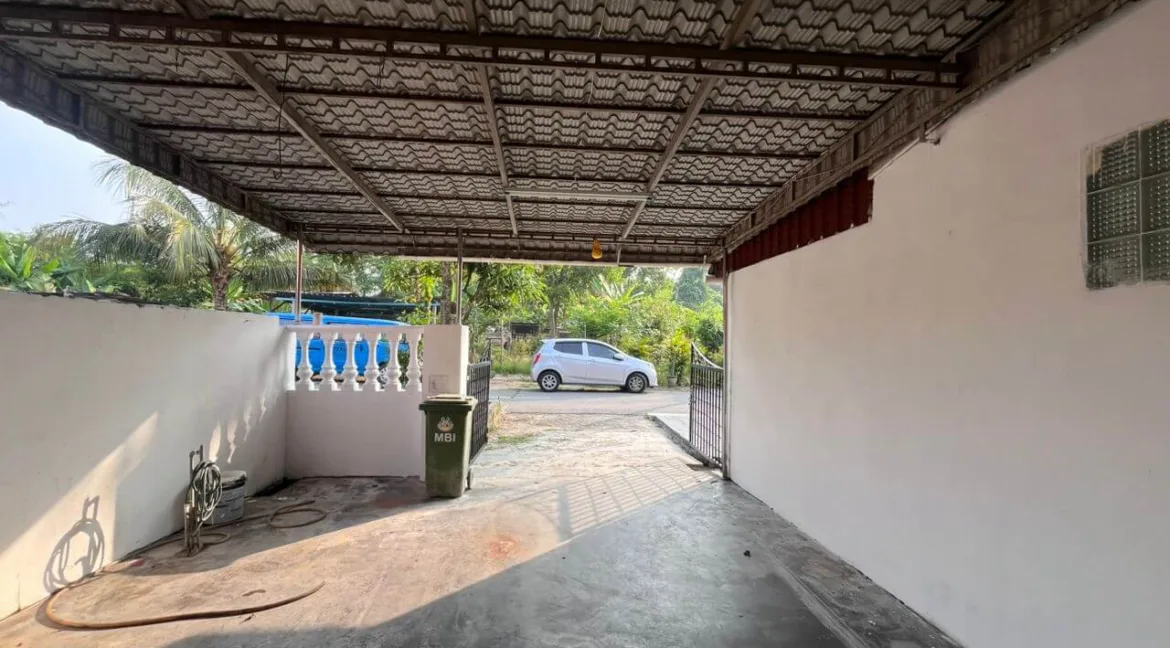 rumah-kos-rendah-2-tingkat-untuk-dijual-di-taman-sri-wani-ipoh-04
