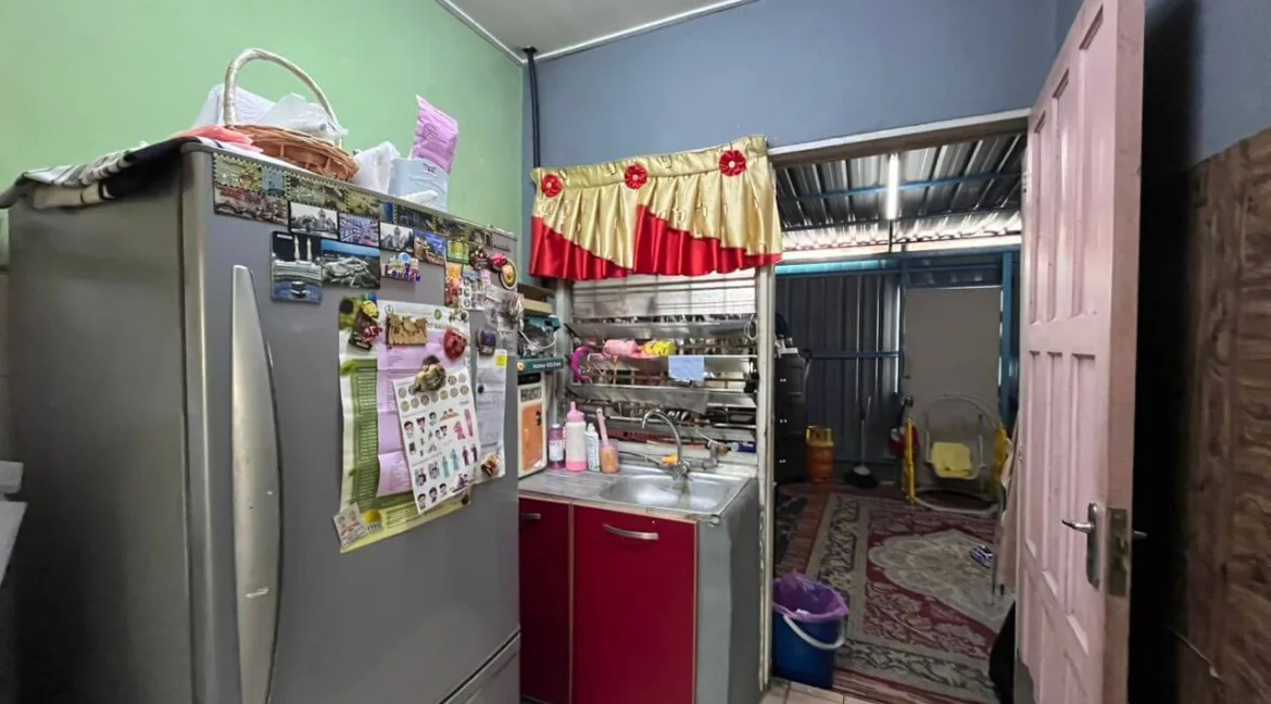 rumah-kos-rendah-setingkat-taman-raia-mesra-kampung-kepayang-13