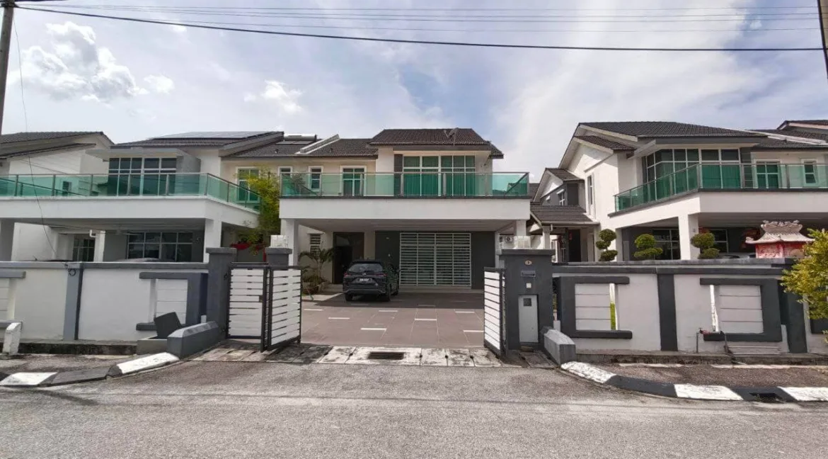 Rumah semi d dua tingkat untuk dijual di Meru Desa Park, Ipoh, Perak