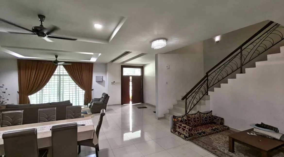 rumah-semi-d-dua-tingkat-untuk-dijual-di-meru-desa-park-ipoh-11b