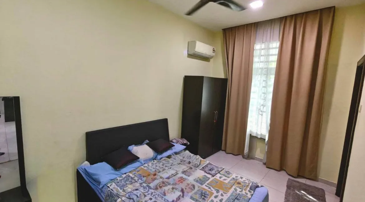 rumah-semi-d-dua-tingkat-untuk-dijual-di-meru-desa-park-ipoh-15