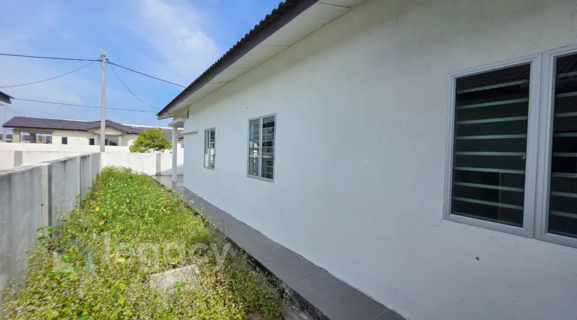 rumah-semi-d-setingkat-untuk-dijual-di-bandar-lagenda-teluk-intan-perak-lf-10