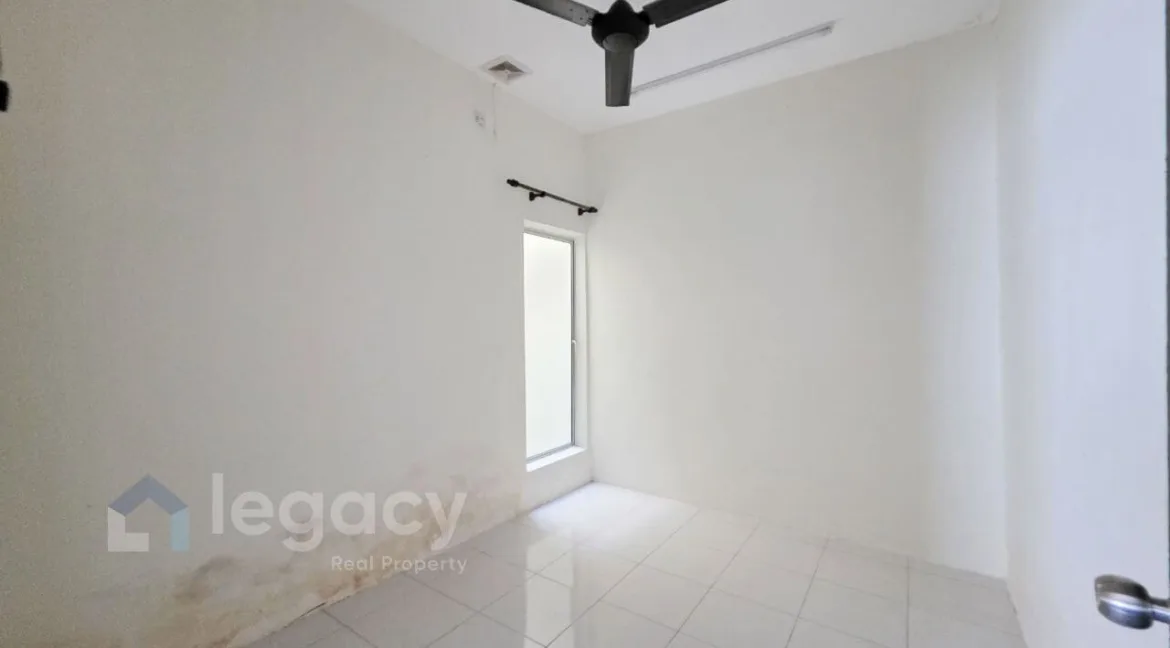 rumah-semi-d-setingkat-untuk-dijual-di-bandar-lagenda-teluk-intan-perak-lf-18