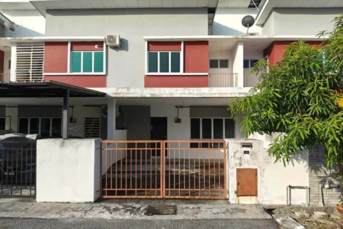 Rumah teres 2 tingkat untuk dijual di Taman Meru Suria, Ipoh, Perak