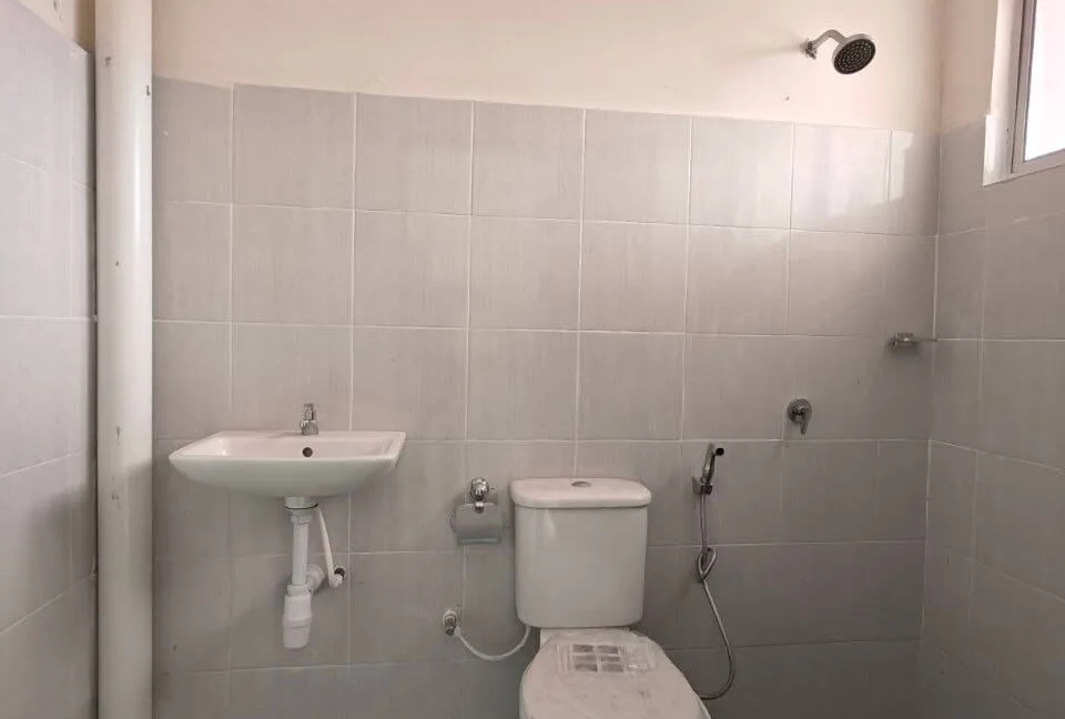 rumah-teres-2-tingkat-untuk-dijual-di-taman-meru-suria-meru-poh-20