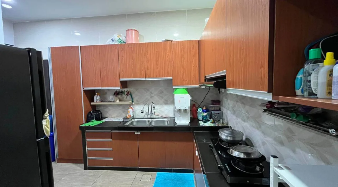rumah-teres-dua-tingkat-untuk-dijual-di-taman-klebang-emas-chemor-16