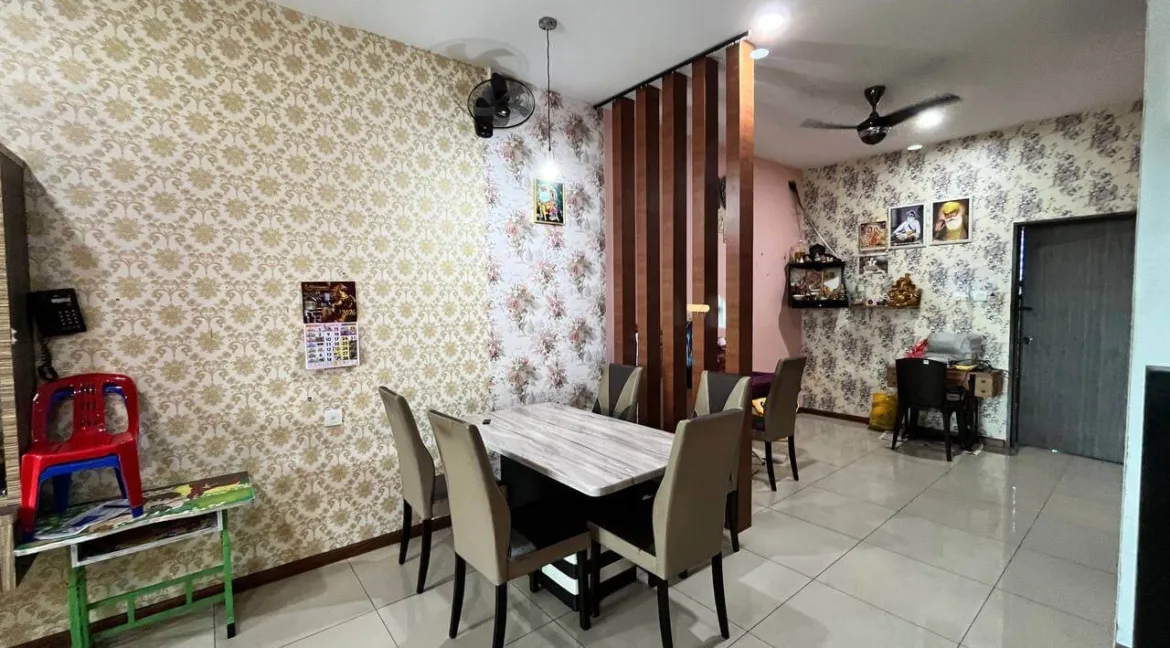 rumah-teres-dua-tingkat-untuk-dijual-di-taman-klebang-emas-chemor-28