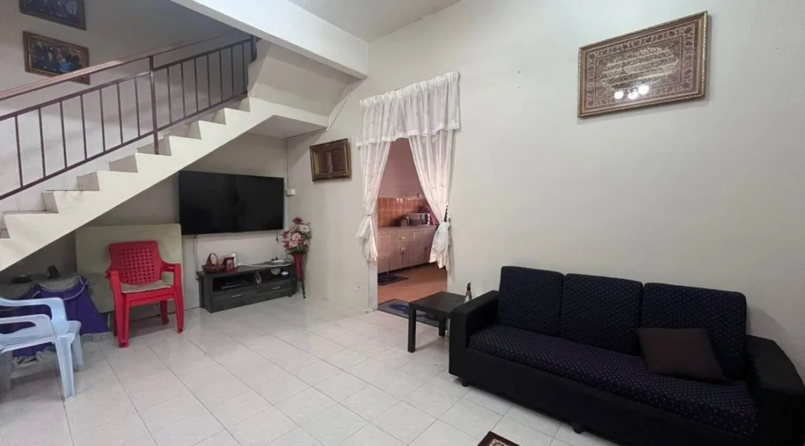 rumah-teres-dua-tingkat-untuk-dijual-di-taman-wangsa-jaya-tanjong-malim-08